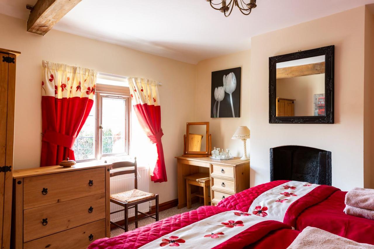 Herefordshire Holiday Cottages Lea Eksteriør bilde