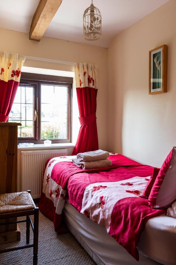 Herefordshire Holiday Cottages Lea Eksteriør bilde